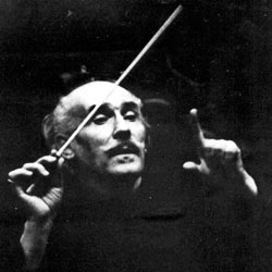 Артуро Тосканини - итальянский дирижер в театре Ла Скала в Милане