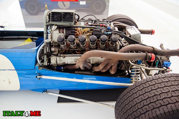 Cooper Maserati T81 мотор