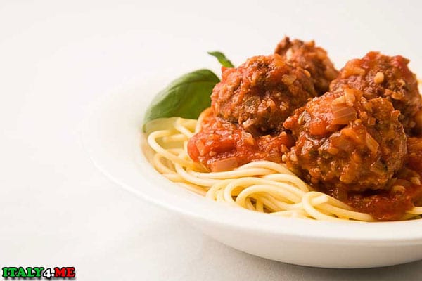 Спагетти с фрикадельками