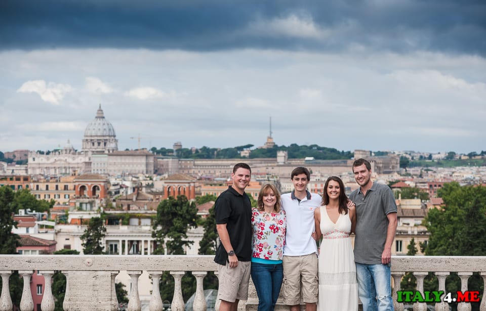 Смотровая площадка в Риме с видом на Ватикан