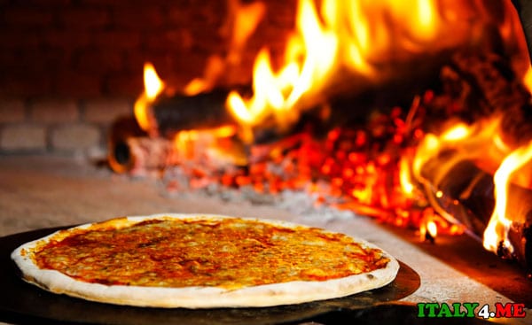 пицца-блюдо-итальянской-кухни