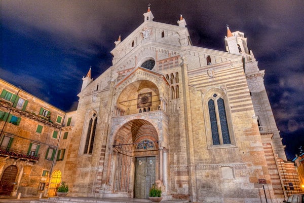 Cattedrale-di-Santa-Maria-Matricolare-1