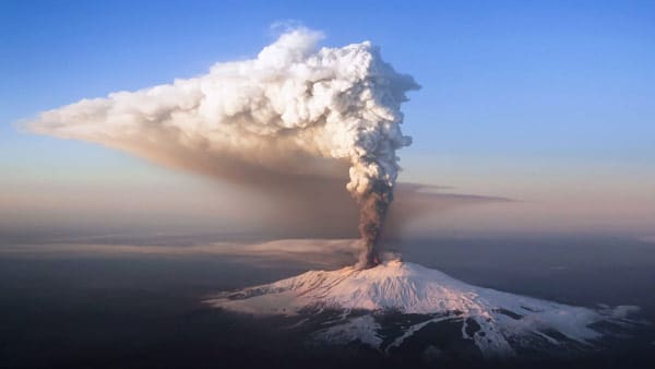 извержение вулкана в Италии
