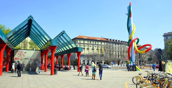 Станция Кадорна в Милане