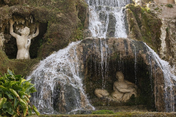 Вилла дЭсте в Тиволи: история, что посмотреть, фонтаны, как добраться