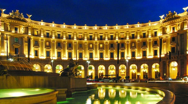 отель 5 звезд Boscolo Exedra Roma площадь Республики в Риме