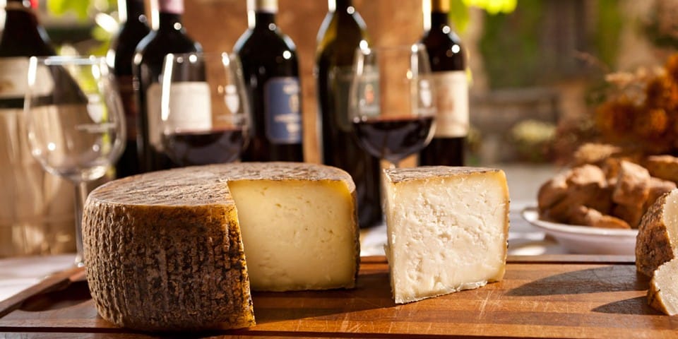 Пекорино традиционный сыр острова Сардиния