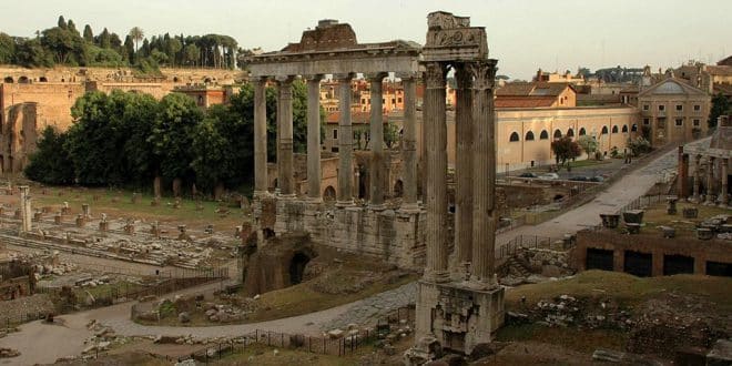 Храм Сатурна в Риме