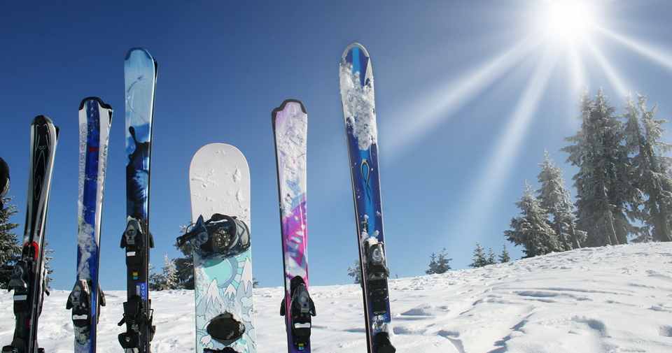 Лыжи, сноуборд и другое снаряжение можно взять напрокат