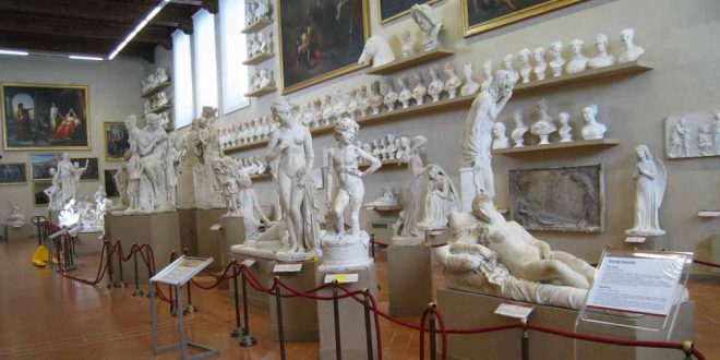 Академия изящных искусств во Флоренции