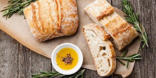 Итальянский белый хлеб Чиабатта