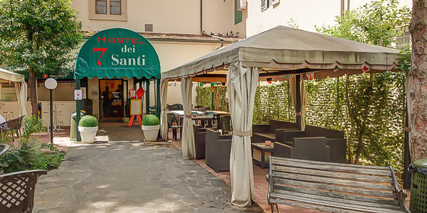 Дешевый хостел во Флоренции 7 Santi