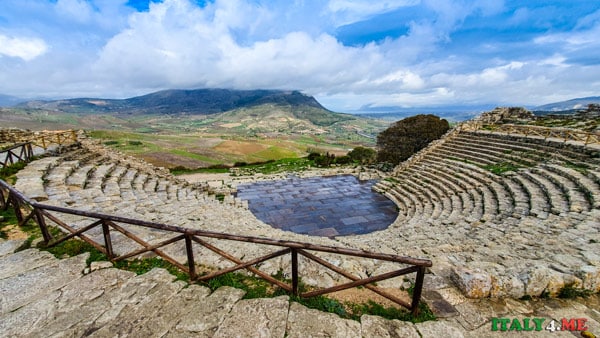 Греческий театр Сегеста, Сицилия