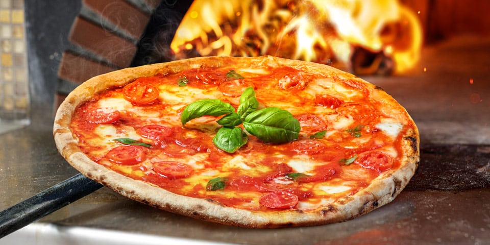 Классическая итальянская пицца