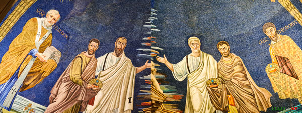 изображения святых Павла и Петра на мозаике в базилике Космы и Дамьяна Рим