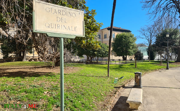 табличка у входа Giardino del Quirinale