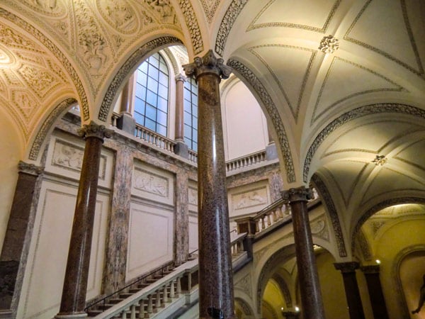 Интерьер Палаццо Браски лестница