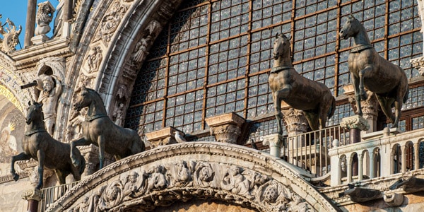 Квадрига святого Марка на фасаде собора в Венеции