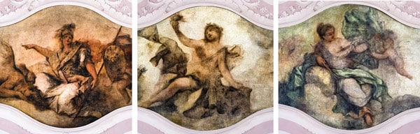фрески Минерва, Аполлон, Венера и Купидон в музее Ка-Реццонико в Венеции